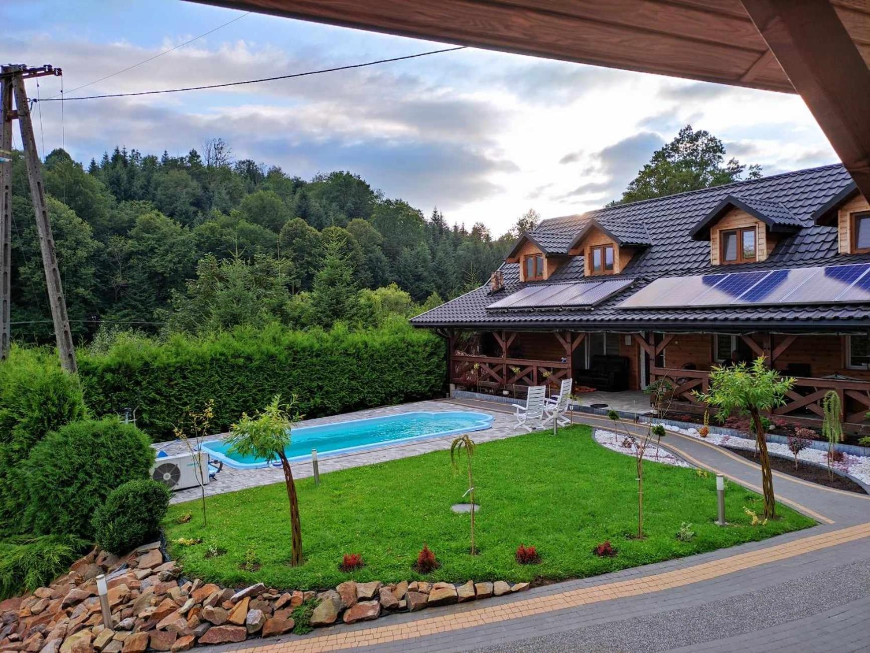 Jaskowa Chata Bieszczady Apartament Z Basenem Baligród Exterior foto