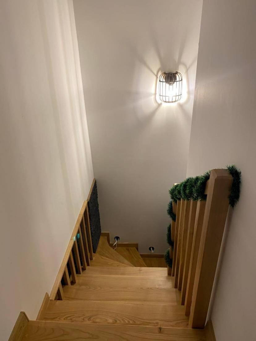 Jaskowa Chata Bieszczady Apartament Z Basenem Baligród Exterior foto